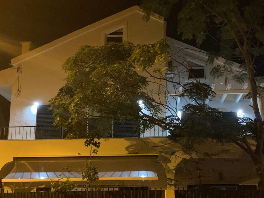 House Blz Villa Charneca  Exterior foto